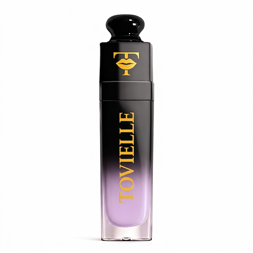 Tovielle Maple Love Lip Oil – soft pink glossy lip oil with high-shine hydrating finish
