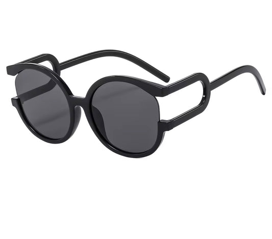 Tovielle Noir Muse Sunglasses
